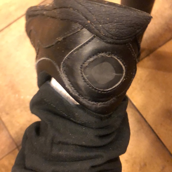 Man I’m trying to get them gone - Picture 2 of 3